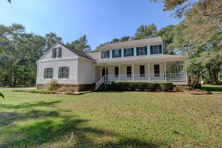 102 S Country Club RD, Kenansville, NC 28349