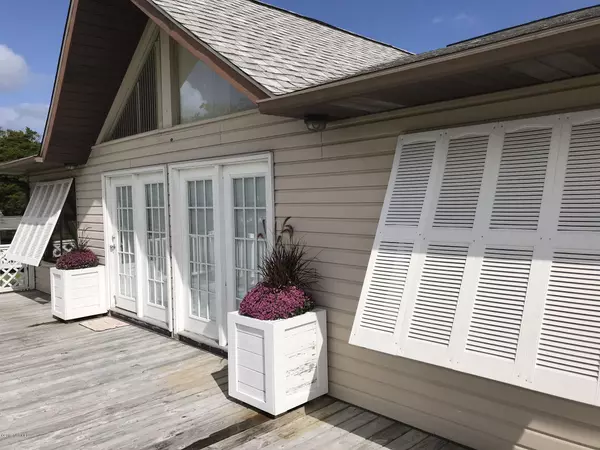 Cedar Point, NC 28584,120 Cedar LN