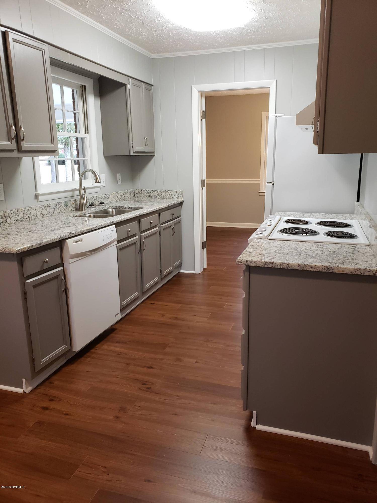 Laurinburg, NC 28352,900 W Scotsdale RD