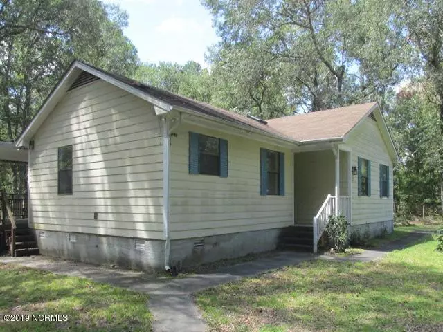 New Bern, NC 28560,4113 Maggie Lane