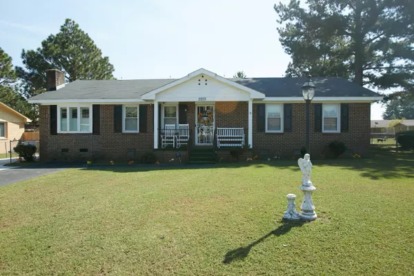 2203 Fieldcrest RD E, Wilson, NC 27893