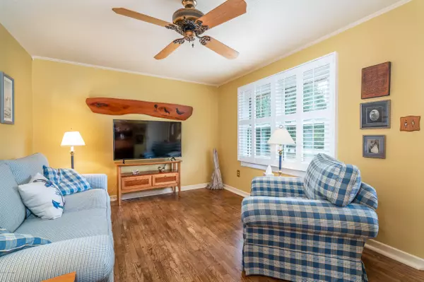 Southport, NC 28461,136 Park AVE