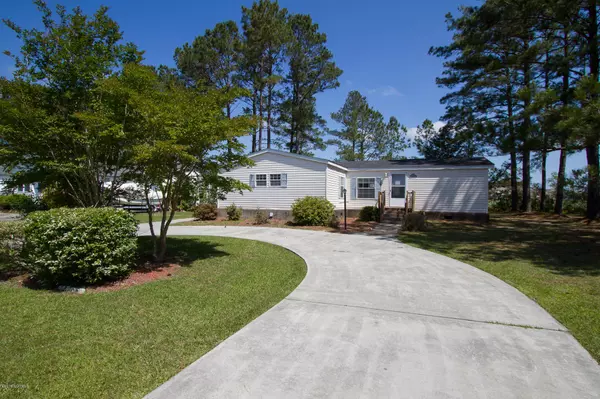 833 Bogie LN, Carolina Shores, NC 28467