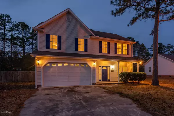 105 Craig DR, Hubert, NC 28539
