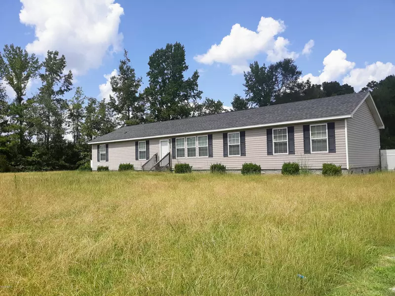 6022 Old Lumberton RD, Whiteville, NC 28472