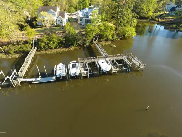 Wilmington, NC 28409,4322 Lauralis Bluff Court