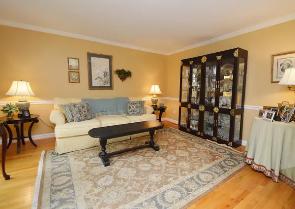 Trent Woods, NC 28562,407 Chelsea RD