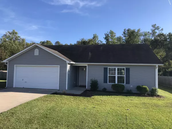 115 Rolling Meadow DR, Richlands, NC 28574