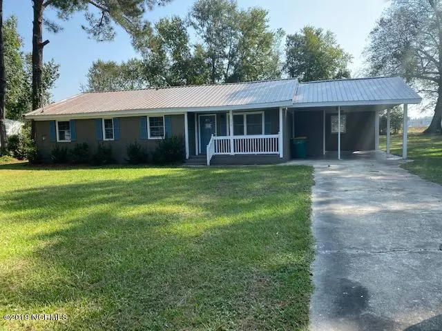 808 Spruce ST, Whiteville, NC 28472