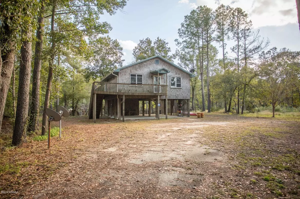 Burgaw, NC 28425,654 River Birch RD