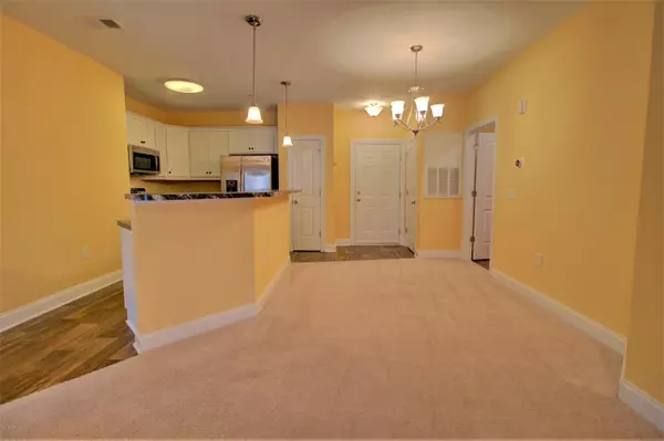 Surf City, NC 28445,300 Gateway Condos DR #326