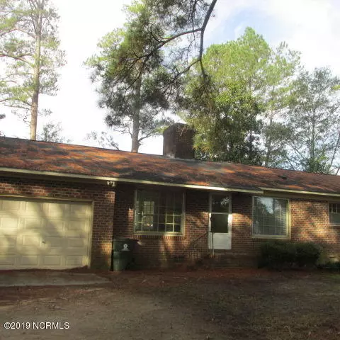 Teachey, NC 28464,110 N East AVE