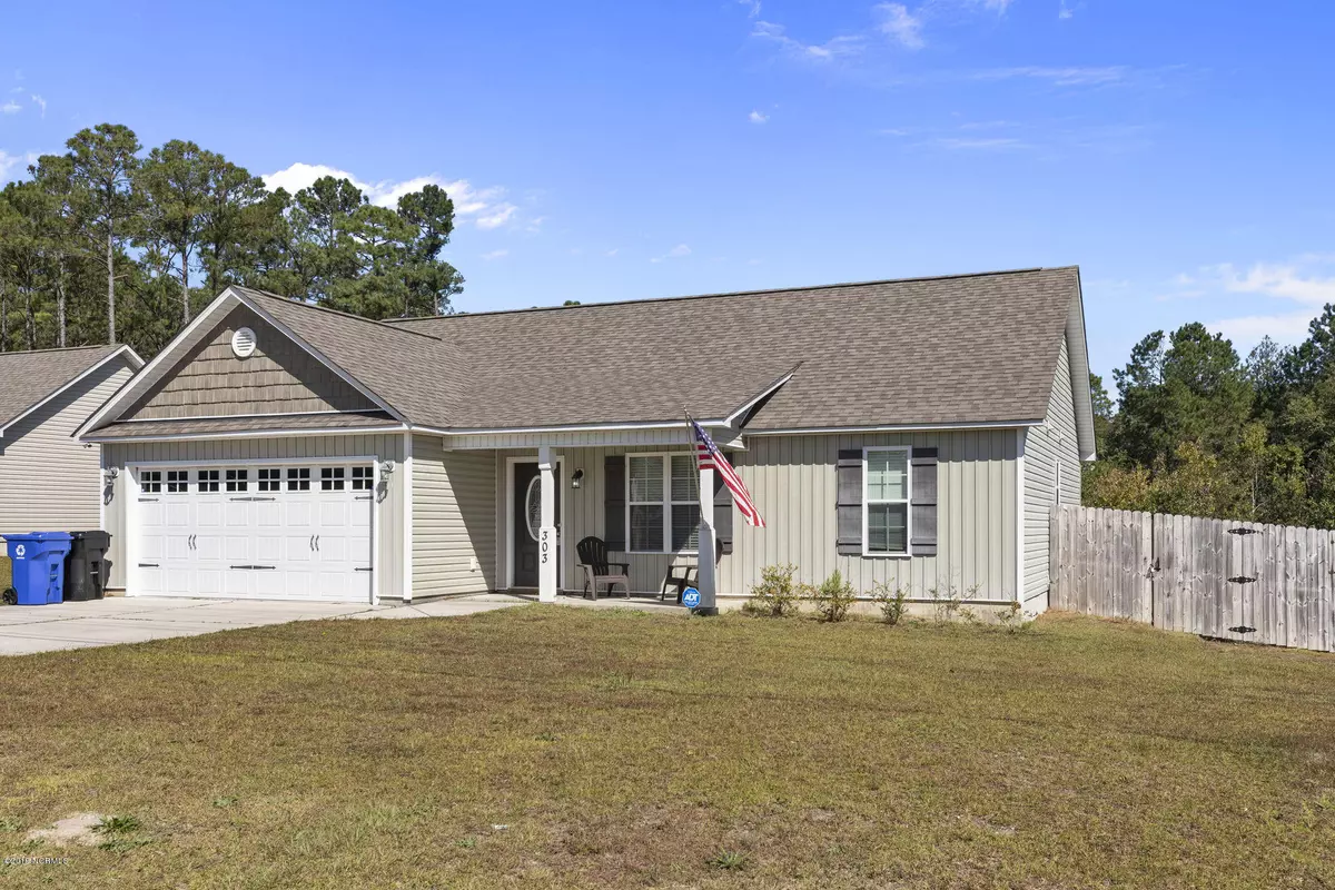 Holly Ridge, NC 28445,303 Crawford ST