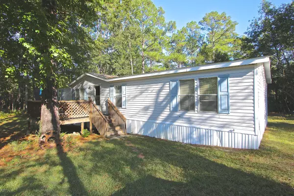 163 Lee ST, Holly Ridge, NC 28445