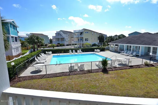 Kure Beach, NC 28449,526 Anchor WAY