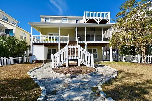 28 Raeford Street, Ocean Isle Beach, NC 28469