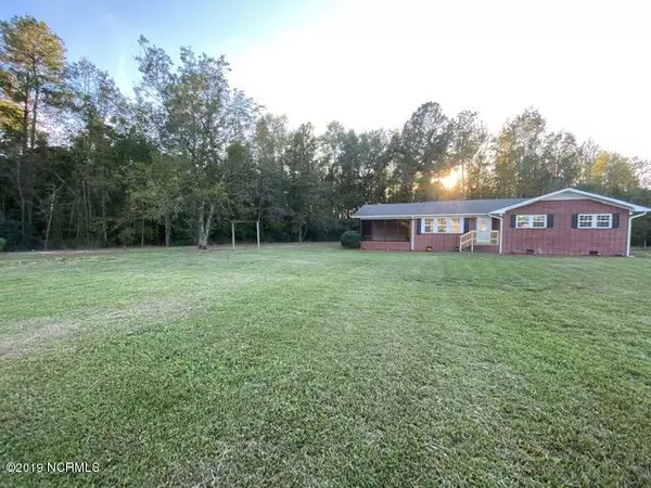 Beulaville, NC 28518,809 N Nc 111 HWY