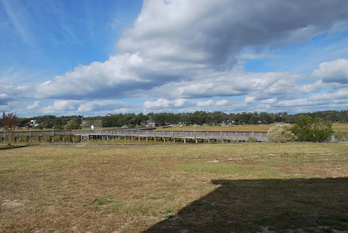 Holden Beach, NC 28462,125 By The Sea