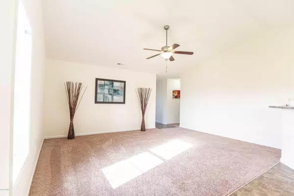 Richlands, NC 28574,402 Old Stage RD