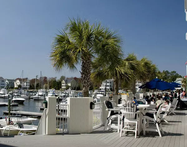 Southport, NC 28461,2571 St. James DR SE