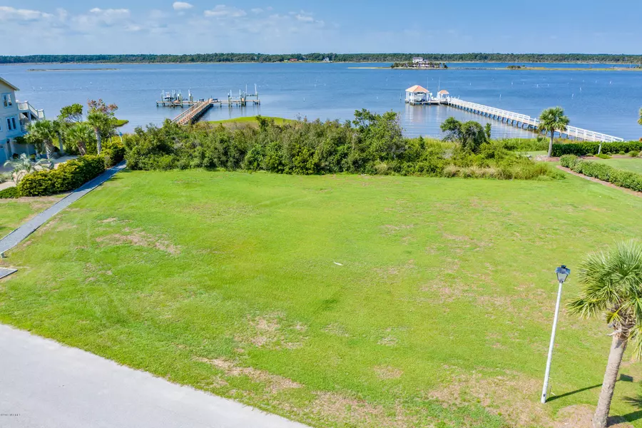 23 Sailview DR, North Topsail Beach, NC 28460