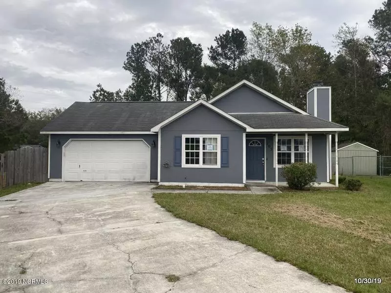 Hubert, NC 28539,103 Daphne DR