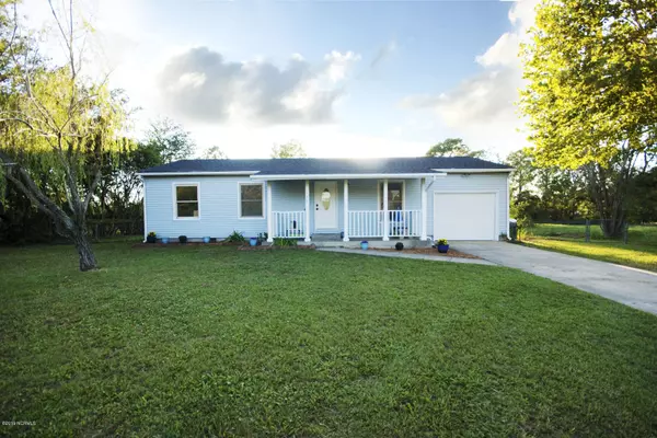 Hubert, NC 28539,130 Freshwater DR