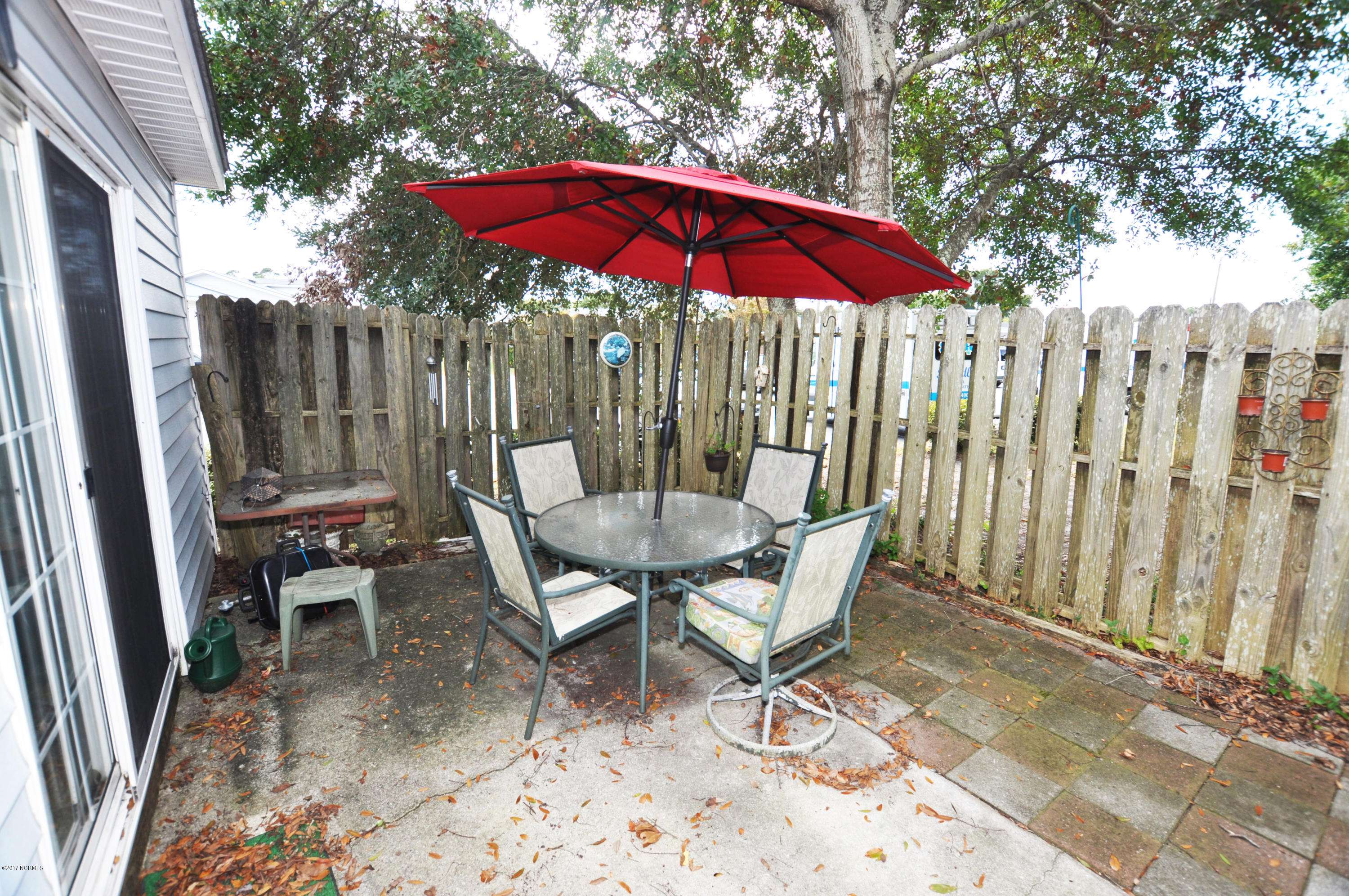 Morehead City, NC 28557,3200 Crystal Oaks LN #810