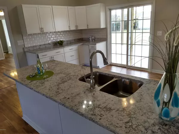 Hampstead, NC 28443,156 Lewis RD