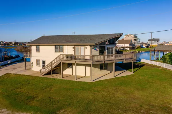 North Topsail Beach, NC 28460,102 Bay CT