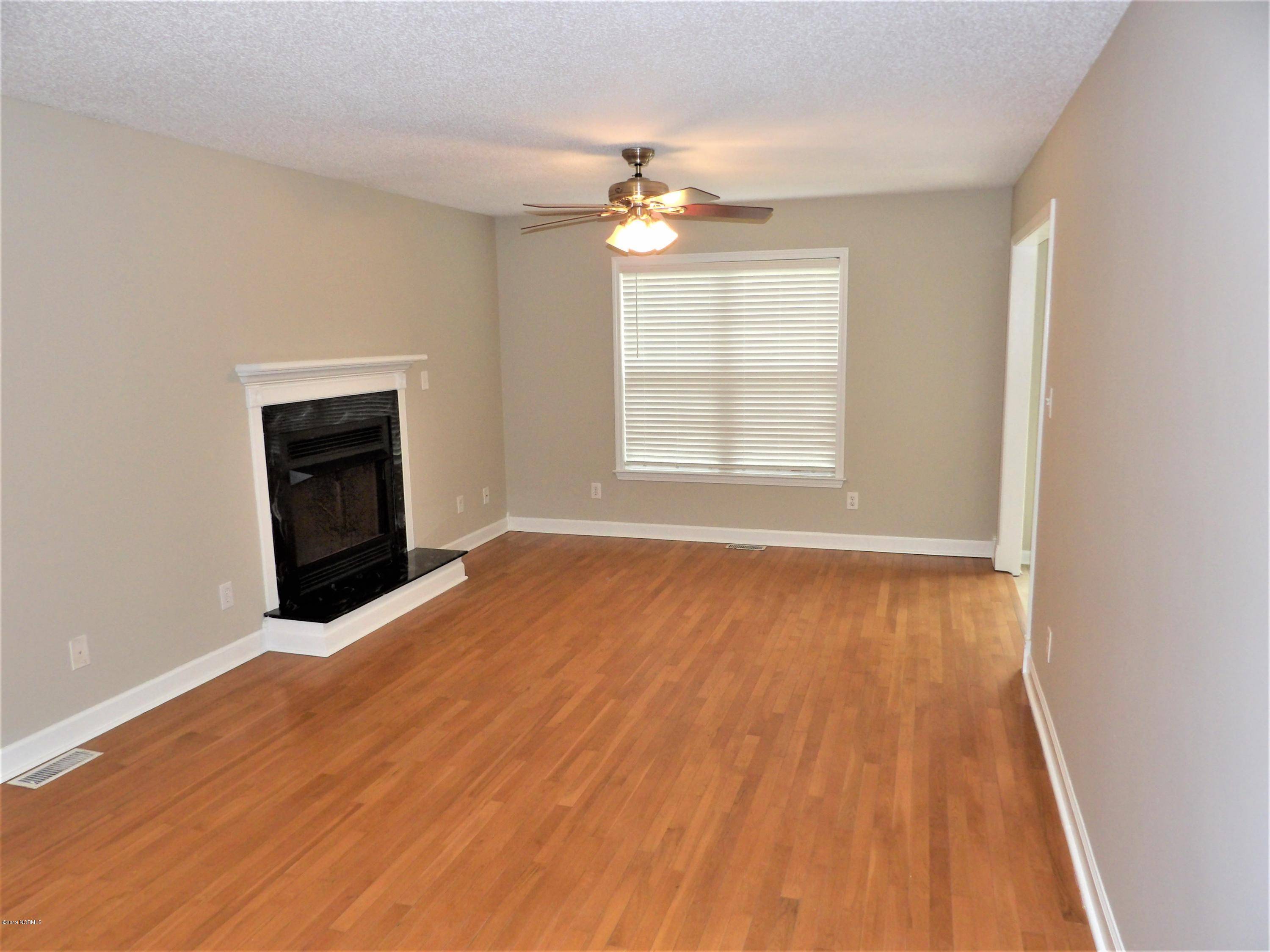 Stella, NC 28582,143 Longwood DR