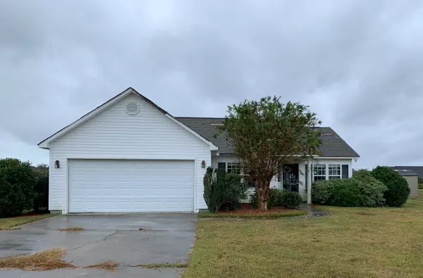 132 Lewis RD, Hampstead, NC 28443