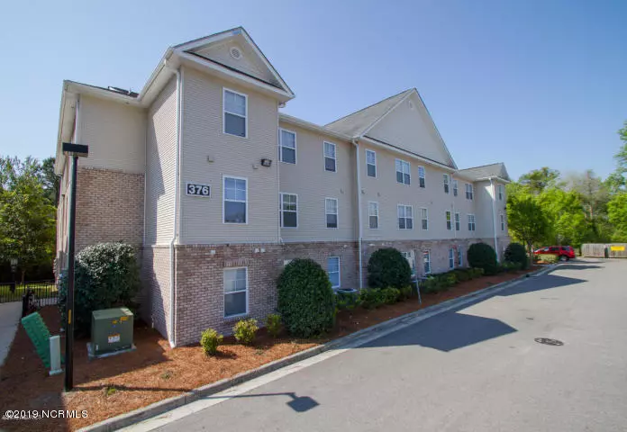 370 S Kerr AVE #304, Wilmington, NC 28403