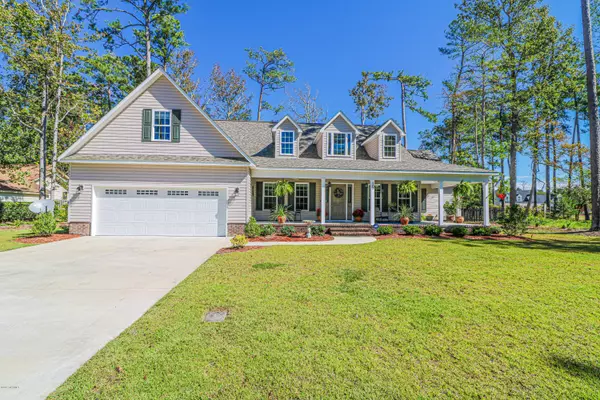 402 Hillcrest DR, Morehead City, NC 28557