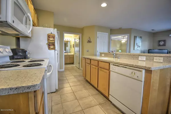 Southport, NC 28461,3350 Club Villa DR SE #1102