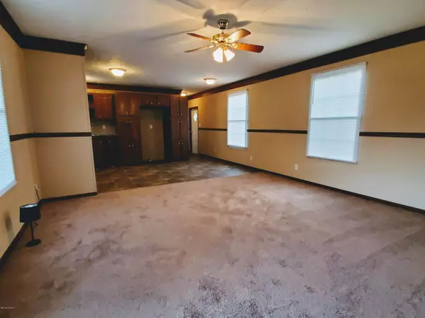 Garland, NC 28441,581 W 2nd ST