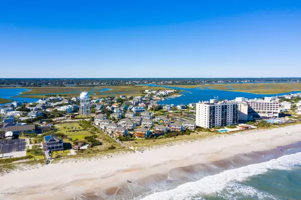 Wrightsville Beach, NC 28480,17 Sea Oats LN