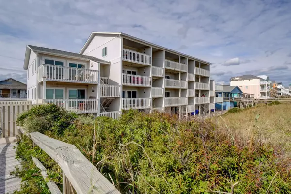 705 Carolina Beach AVE S #D2, Carolina Beach, NC 28428