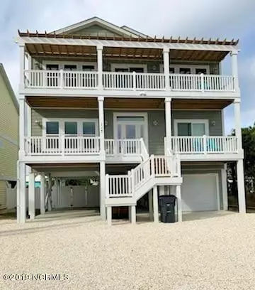 Holden Beach, NC 28462,117 Deal DR