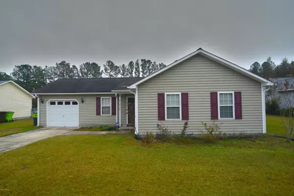 517 W Grantham RD, New Bern, NC 28562