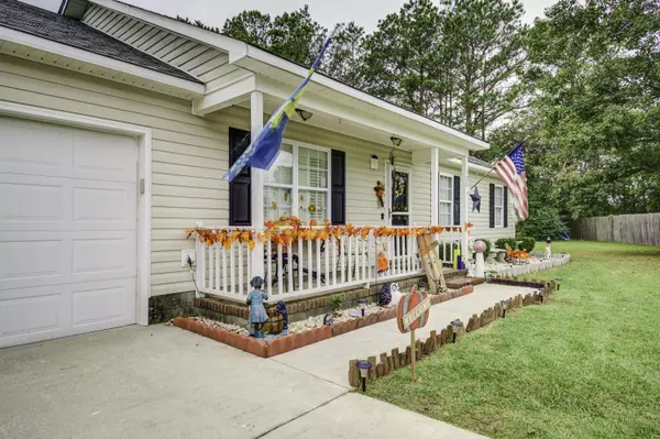 Richlands, NC 28574,122 Meadow Farms RD