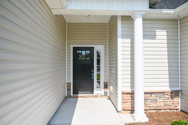 Rocky Point, NC 28457,460 Habersham AVE