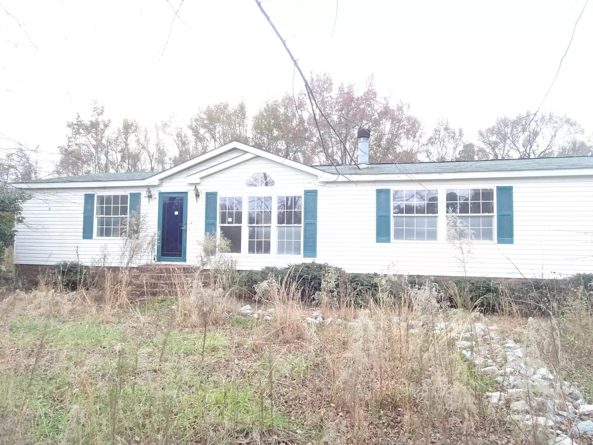 Pinetops, NC 27864,96 Doris LN