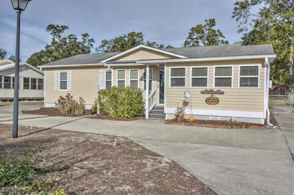 713 Shoreline DR E, Sunset Beach, NC 28468