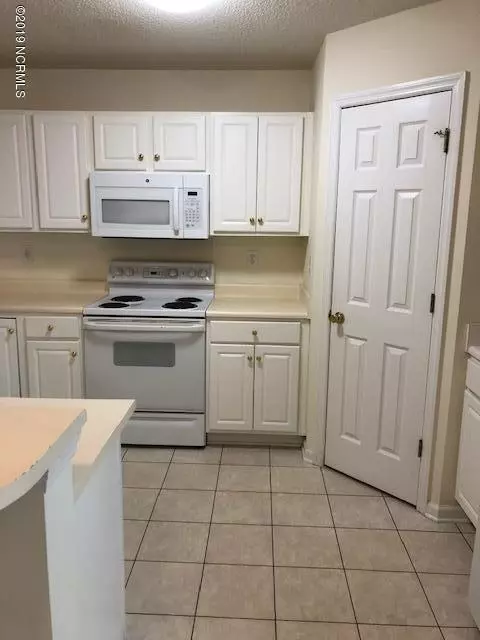 Wilmington, NC 28405,5002 Hunters TRL #11