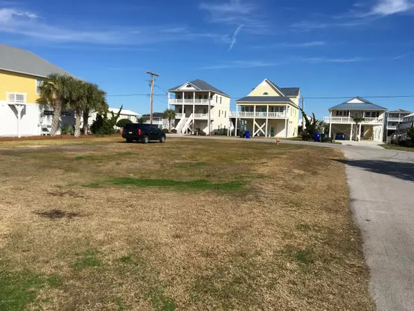 Surf City, NC 28445,7017 7th ST