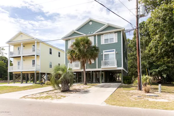 Carolina Beach, NC 28428,312 Spencer Farlow DR #2