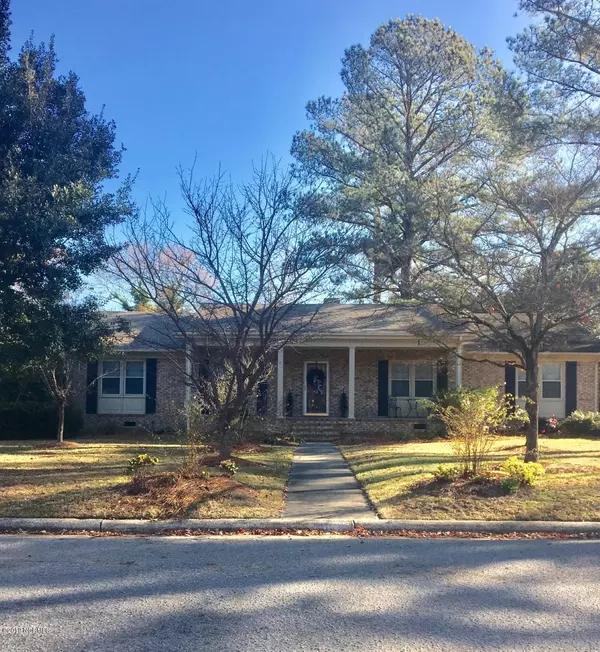 1107 W Wright RD, Greenville, NC 27858