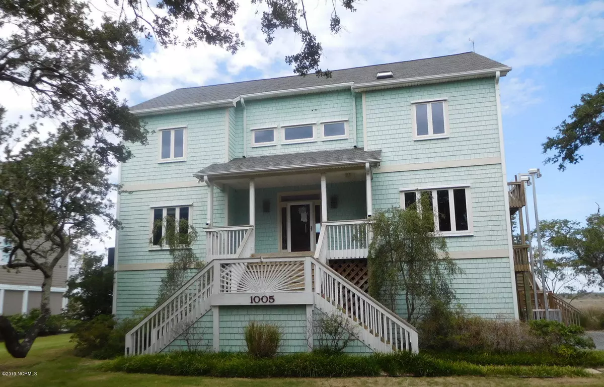 Surf City, NC 28445,1005 N New River DR