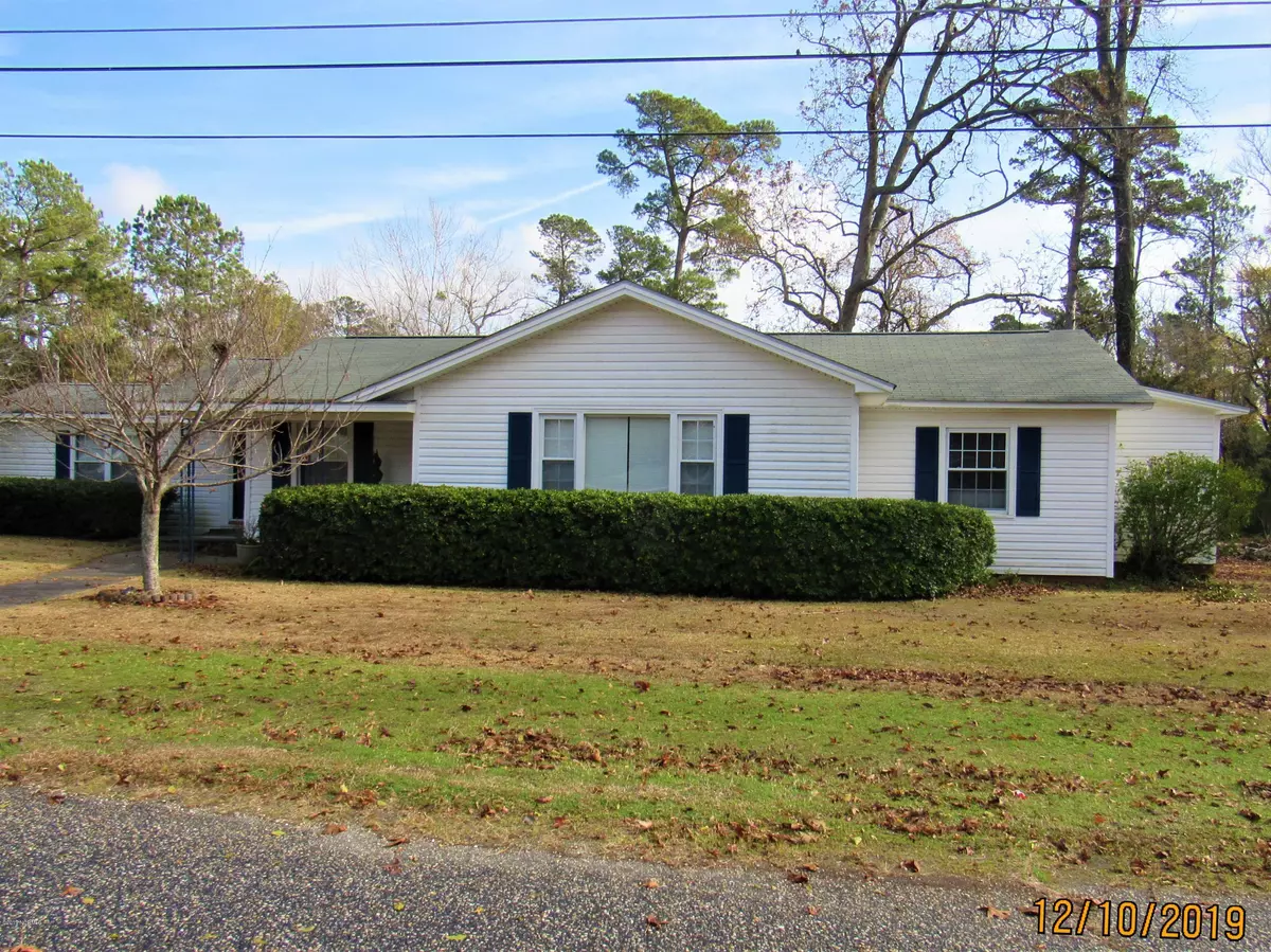 Whiteville, NC 28472,1102 Forest DR